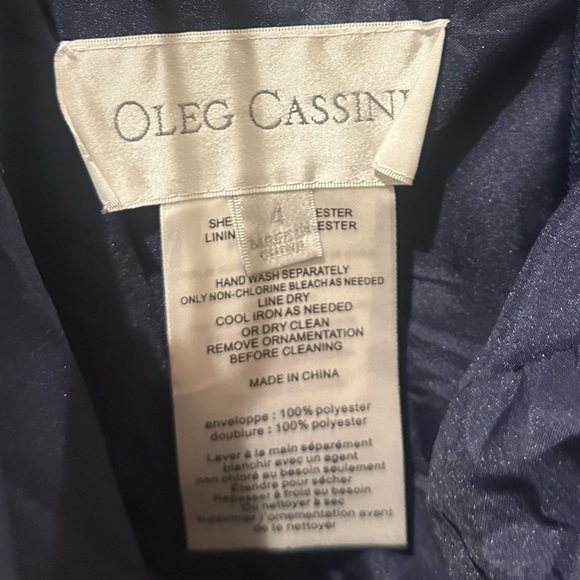 Oleg Cassini Navy Gown - Picture 4 of 4